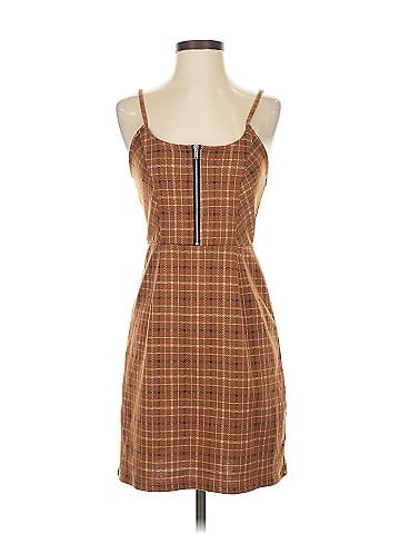 No Boundaries Casual Dress (view 1)