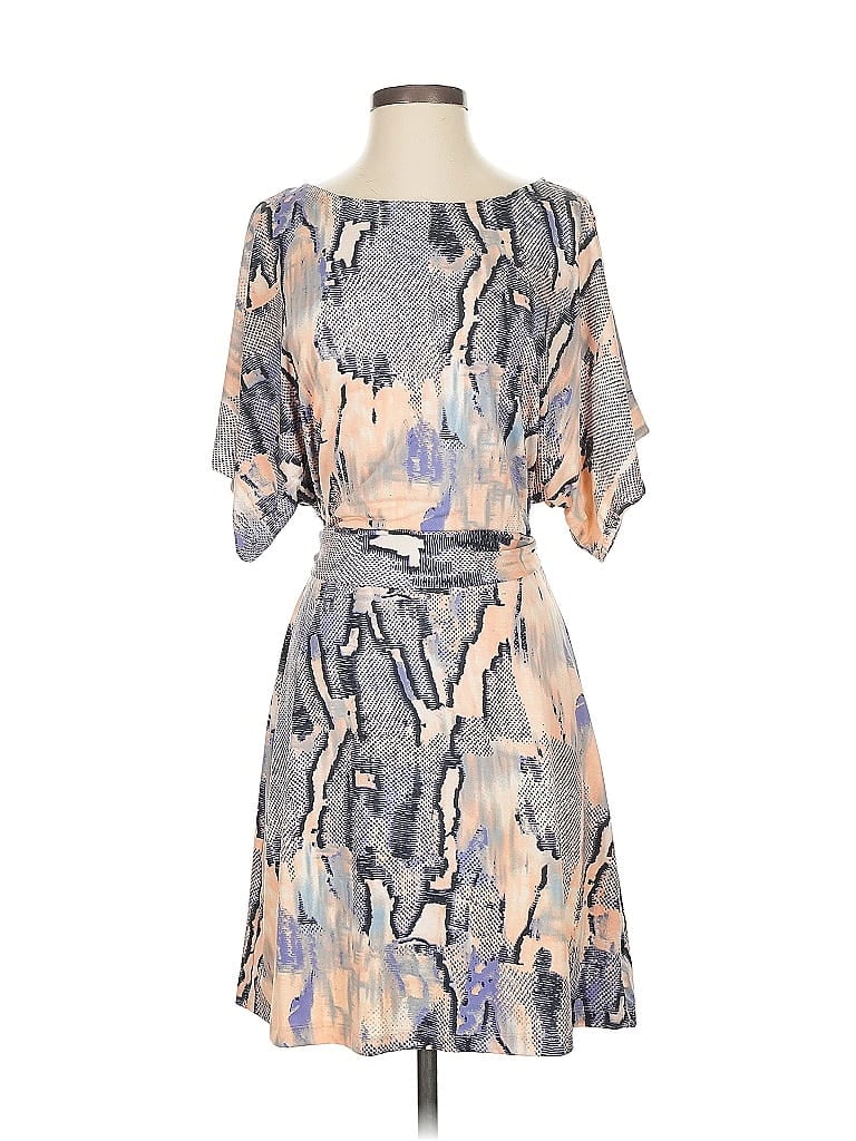 Click to view more detailed imagery on our partner's website Pre-owned Vertigo Cocktail Dress In Gray