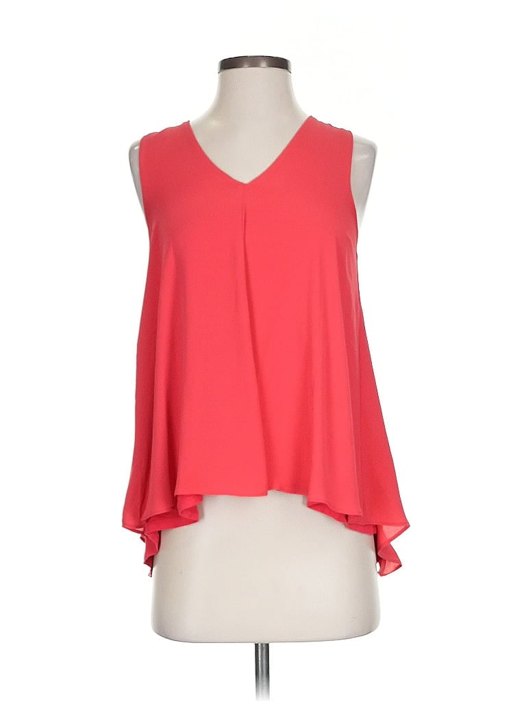 Click to view more detailed imagery on our partner's website Pre-owned Ann Taylor Loft Sleeveless Blouse In Red