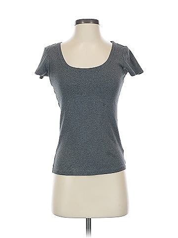 Gap Short Sleeve T-Shirt (view 1)
