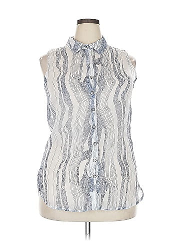 Simply Noelle Sleeveless Blouse (view 1)