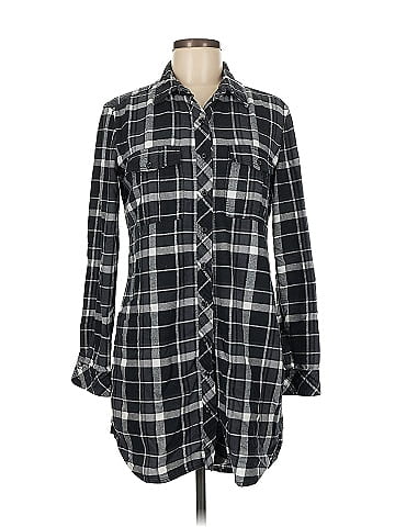 Athleta Long Sleeve Button-Down Shirt (view 1)
