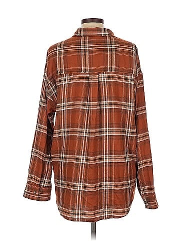 Hollister Long Sleeve Button-Down Shirt (view 2)