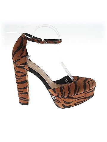 Shoedazzle Heels (view 1)