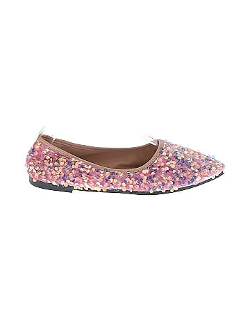 Unbranded Flats (view 1)