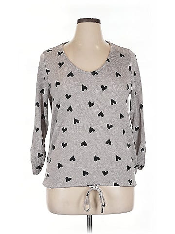 Olivia Blu Pullover Sweater (view 1)