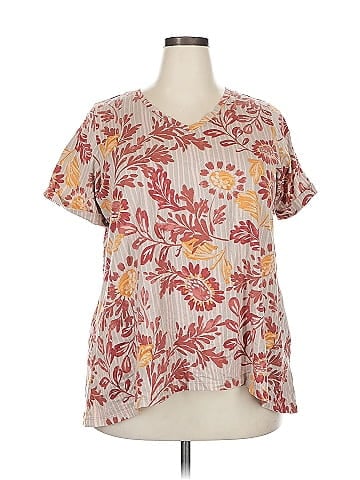LOGO by Lori Goldstein Short Sleeve T-Shirt (view 1)