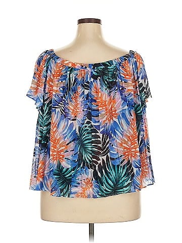 Jennifer Lopez Short Sleeve Blouse (view 2)