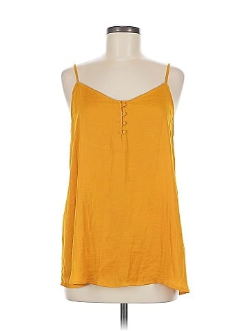 Gap Outlet Tank Top (view 1)