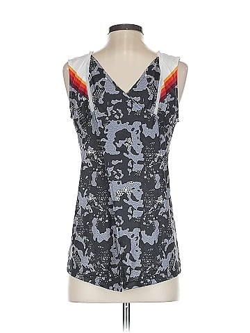 Lucky in Love Sleeveless T-Shirt (view 2)