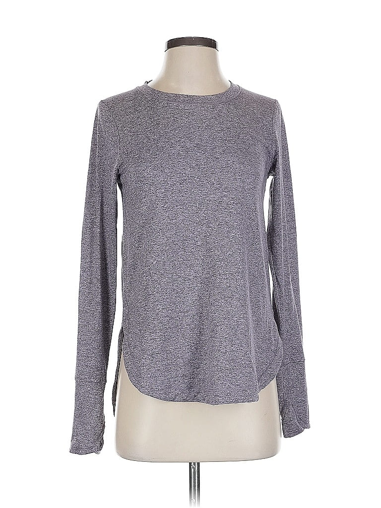 Pre-owned Athleta Long Sleeve T-shirt In Gray