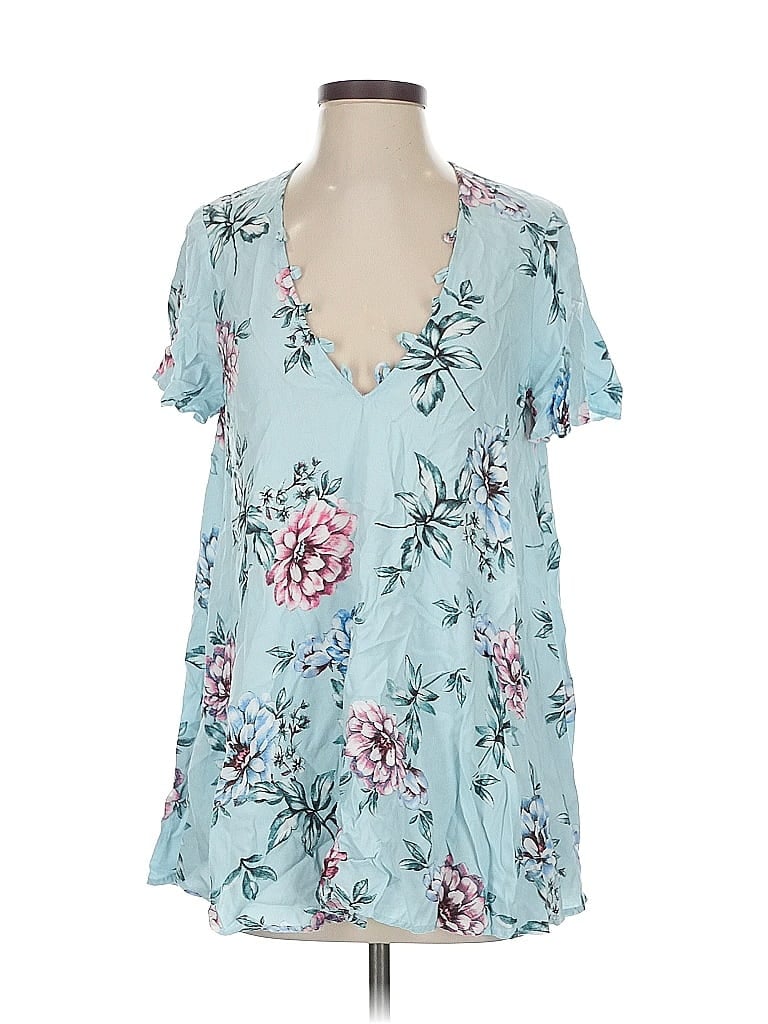 Click to view more detailed imagery on our partner's website Pre-owned Show Me Your Mumu Short Sleeve Blouse In Blue