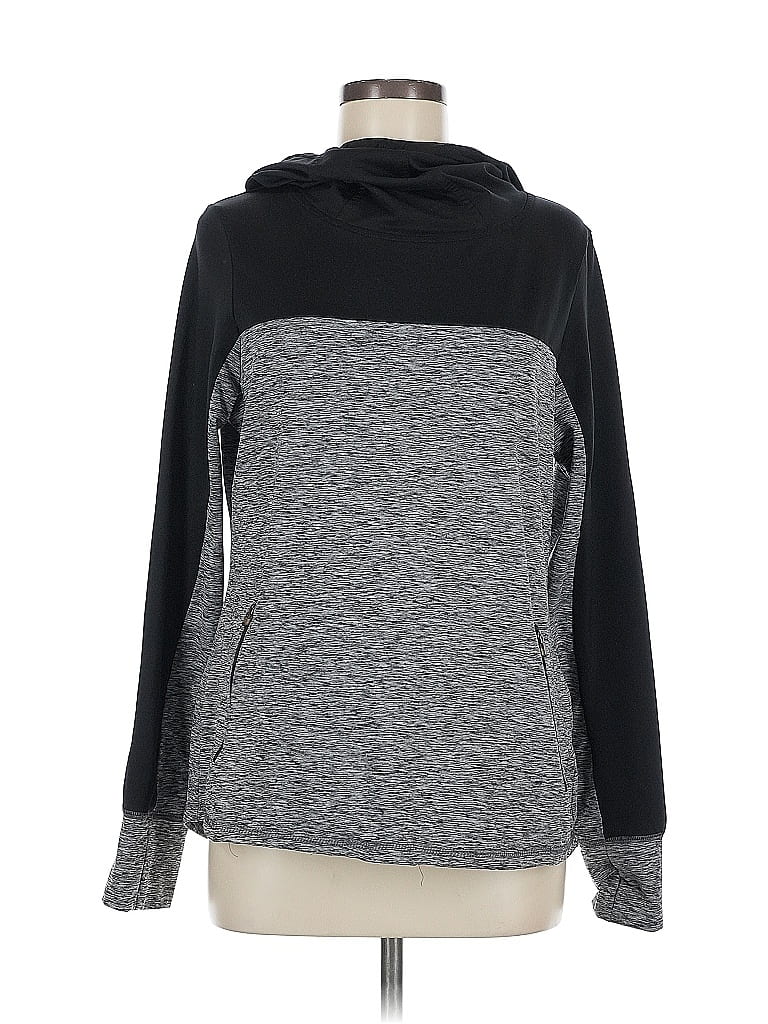 Click to view more detailed imagery on our partner's website Pre-owned G-iii 4her By Carl Banks Sweatshirt In Gray