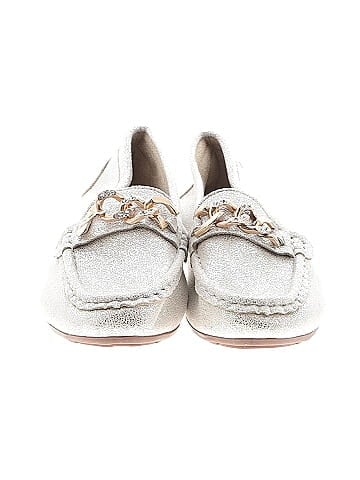 Unbranded Flats (view 2)