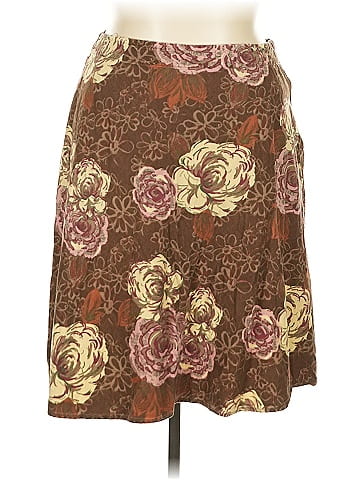 St. John's Bay Casual Skirt (view 1)