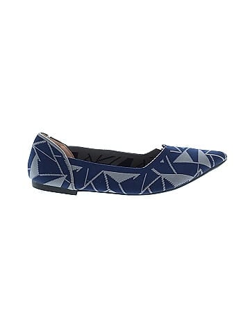 Unbranded Flats (view 1)
