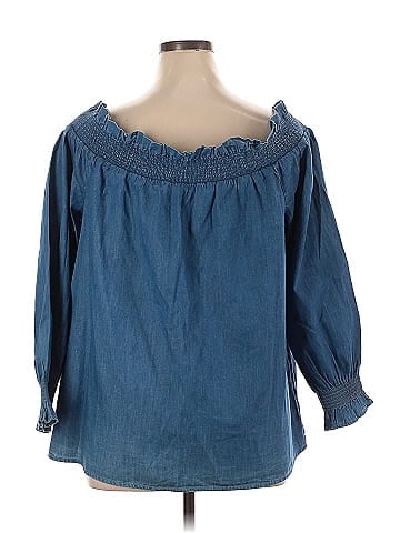 Crown & Ivy 3/4 Sleeve Blouse (view 2)