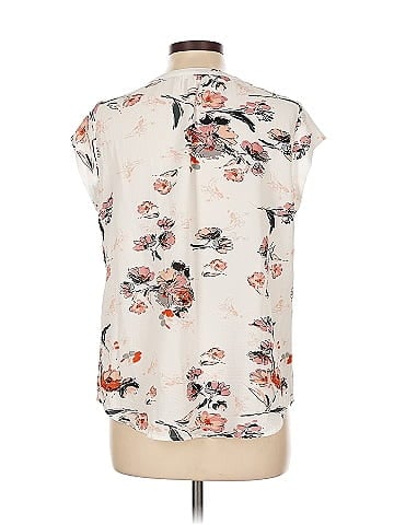Fun2Fun Sleeveless Blouse (view 2)