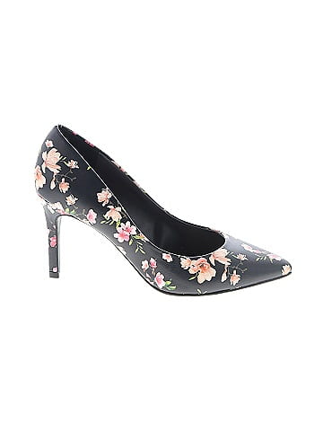 Kelly & Katie Heels (view 1)