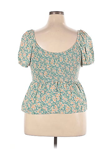 Maurices Short Sleeve Top (view 2)