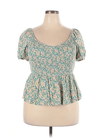 Maurices Short Sleeve Top (view 1)