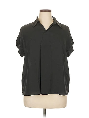 Everleigh Short Sleeve Blouse (view 1)