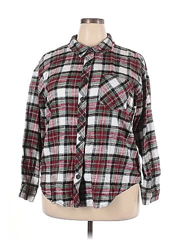 Maurices Long Sleeve Button-Down Shirt (view 1)