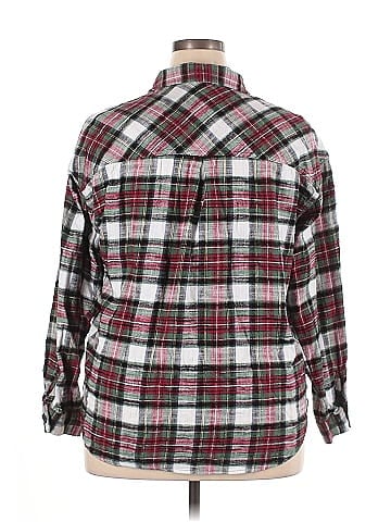 Maurices Long Sleeve Button-Down Shirt (view 2)