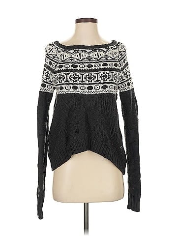 American Eagle Outfitters Pullover Sweater (view 1)