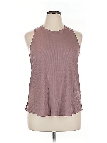 Unbranded Sleeveless Top (view 1)