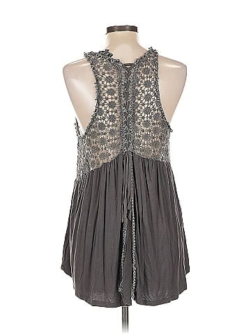 Pol Sleeveless Blouse (view 2)
