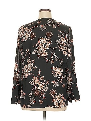 Roz & Ali 3/4 Sleeve Blouse (view 2)
