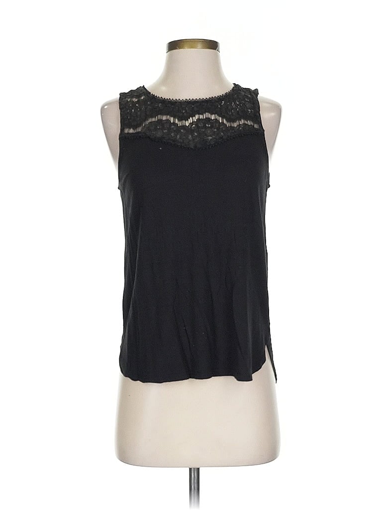 Click to view more detailed imagery on our partner's website Pre-owned Assorted Brands Sleeveless T-shirt In Black