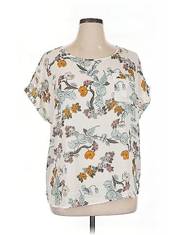 Maurices Short Sleeve Blouse (view 1)