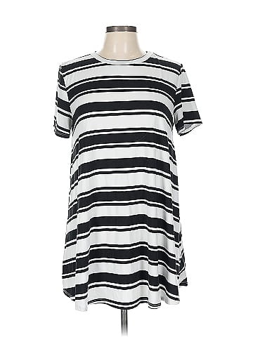 Betsey's Boutique Shop Short Sleeve T-Shirt (view 1)