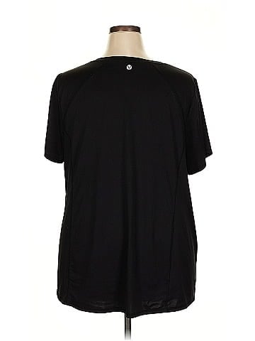 LIVI Short Sleeve T-Shirt (view 2)