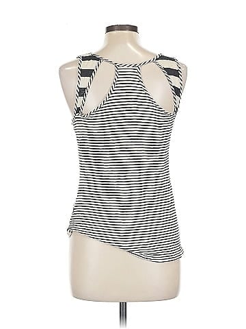 Delia's Tank Top (view 2)
