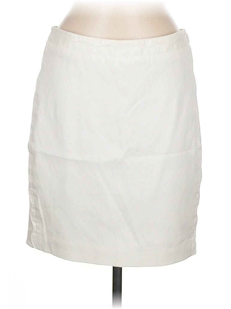 Click to view more detailed imagery on our partner's website Pre-owned Banana Republic Casual Skirt In White