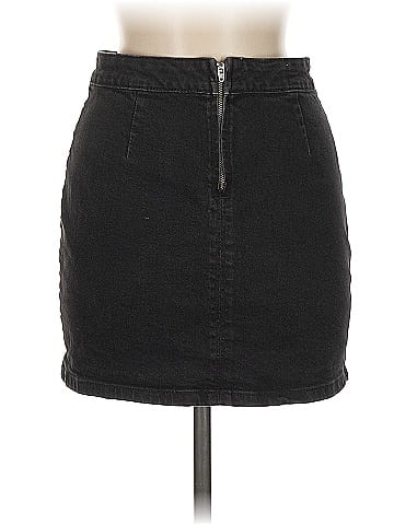 Bershka Casual Skirt (view 2)