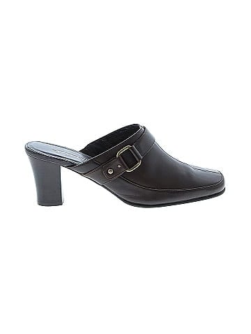 St. John's Bay Mule/Clog (view 1)