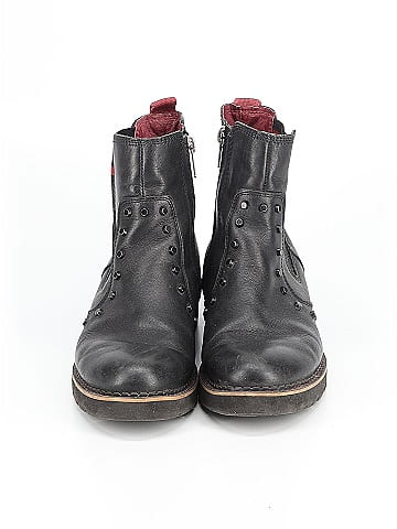 Pikolinos Ankle Boots (view 2)
