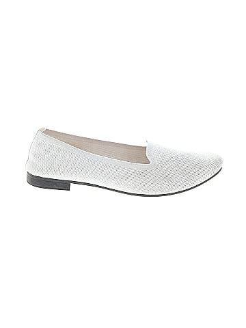 Unbranded Flats (view 1)