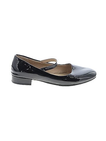 Unbranded Flats (view 1)