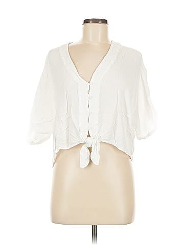 Express Outlet 3/4 Sleeve Blouse (view 1)