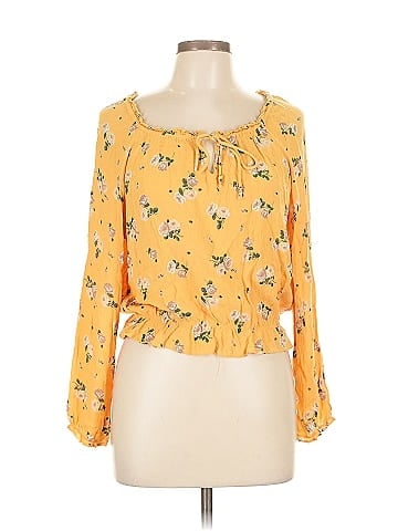 Hollister 3/4 Sleeve Blouse (view 1)