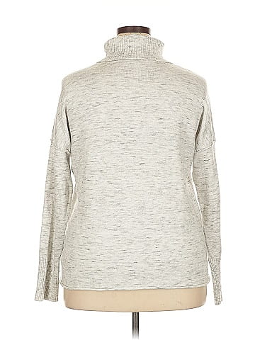RD Style Turtleneck Sweater (view 2)
