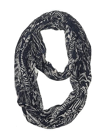 Cato Scarf - front