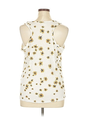 Maurices Sleeveless T-Shirt (view 2)