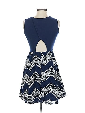 Xhilaration Casual Dress (view 2)