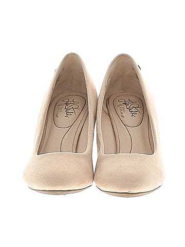 Life Stride Heels (view 2)
